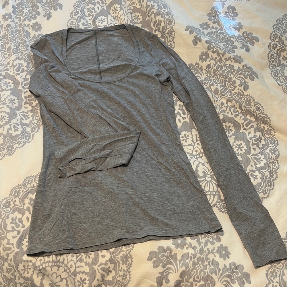 Lululemon grey soft scoop neck long sleeve shirt